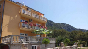  Apartment in Bribir 15452  Брибир
